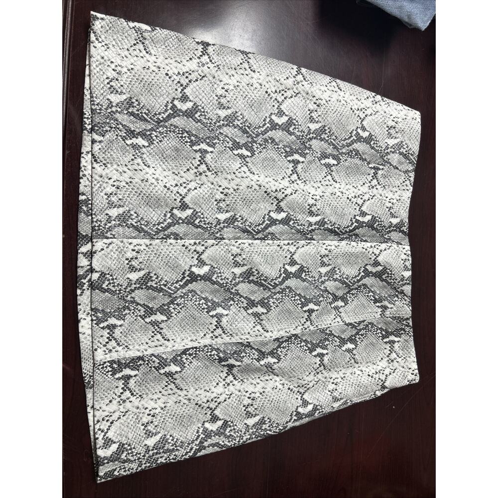 Wild Honey Snake Skin Print Shirt Size Medium
